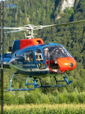 Aérospatiale AS 350 Écureuil
Österreich - Austria
Bundespolizei
Polizia di Stato
Parole chiave: Aérospatiale AS_350_Écureuil