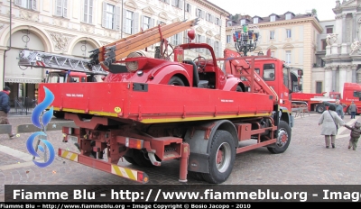 Iveco EuroCargo 135E23 4x4 I serie
Vigili del Fuoco
Comando Provinciale di Torino
Allestimento Isoli
VF 19306
Parole chiave: Iveco EuroCargo_135E23_4x4_Iserie VF19306