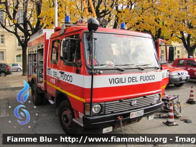 Iveco OM 79-13
Vigili del Fuoco 
Comando Provinciale di Torino
Distaccamento Volontario di Fenestrelle
AutoPompaSerbatoio allestimento Baribbi
VF13527
Parole chiave: Iveco OM_79-13 VF13527