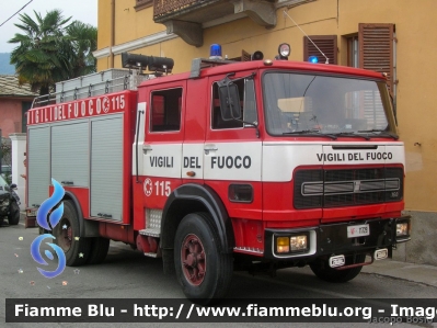 Iveco OM 160
Vigili del Fuoco
Comando Provinciale di Torino
Distaccamento di Luserna San Giovanni
AutoPompaSerbatoio allestimento Baribbi
VF 11729
Parole chiave: Iveco OM160 VF11729