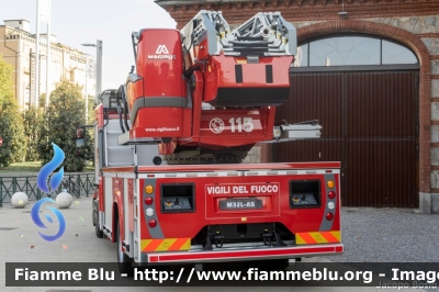 Iveco EuroCargo 160E32 IV serie
Vigili del Fuoco
Autoscala articolata M32L-AS 32 metri
Allestimento Magirus
Parole chiave: Iveco EuroCargo 160E32_IVserie M32L-AS