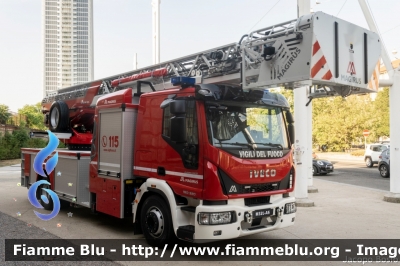 Iveco EuroCargo 160E32 IV serie
Vigili del Fuoco
Autoscala articolata M32L-AS 32 metri
Allestimento Magirus
Parole chiave: Iveco EuroCargo 160E32_IVserie M32L-AS