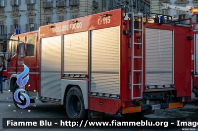 Iveco EuroFire 150E27 I serie
Vigili del Fuoco
Comando Provinciale di Torino
Distaccamento Volontario di Mathi
AutoPompaSerbatoio allestimento
Iveco-Magirus ricondizionata
VF 18992
Parole chiave: Iveco EuroFire_150E27_Iserie VF18992 Santa_Barbara_2023