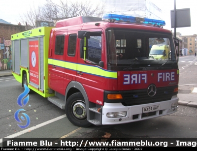 Mercedes-Benz Atego I serie
Great Britain - Gran Bretagna
London Fire Brigade
Polisoccorso 
Parole chiave: Mercedes-Benz Atego_Iserie London_Fire_Brigade Gran_Bretagna