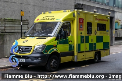 Mercedes-Benz Sprinter III serie restyle
Great Britain - Gran Bretagna
London Ambulance
Parole chiave: Mercedes-Benz Sprinter_IIIserie_restyle