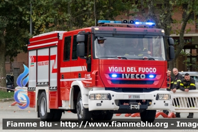 Iveco EuroFire 140E25 II serie
Vigili del Fuoco
Comando Provinciale di Torino
Distaccamento Volontario di Caselle Torinese (TO)
AutoPompaSerbatoio allestimento Fortini
VF 33666
Parole chiave: Iveco EuroFire_140E25_IIserie VF33666