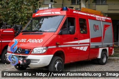 Mercedes-Benz Sprinter 4x4 II serie
Vigili del Fuoco
Comando Provinciale di Torino
Distaccamento Volontario di Caselle Torinese (TO)
VF 23748
Parole chiave: Mercedes-Benz Sprinter_4x4_IIserie VF23748