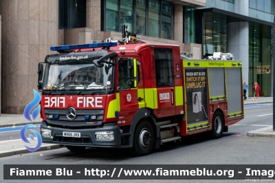 Mercedes-Benz Atego III serie
Great Britain - Gran Bretagna
London Fire Brigade
Dowgate Fire Station
Parole chiave: Mercedes-Benz Atego_IIIserie