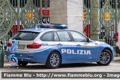 Bmw 318 Touring F31 III serie restyle
Polizia di Stato
Polizia Stradale
Allestimento Focaccia
Decorazione Grafica Artlantis
POLIZIA M3653
Parole chiave: Bmw 318_Touring_F31_IIIserie_restyle Giro_D_Italia_2021 POLIZIAM3653