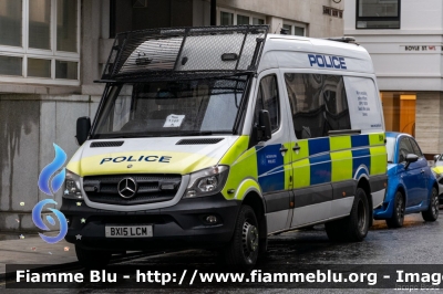 Mercedes-Benz Sprinter III serie restyle
Great Britain - Gran Bretagna
London Metropolitan Police
Parole chiave: Mercedes-Benz Sprinter_IIIserie_restyle