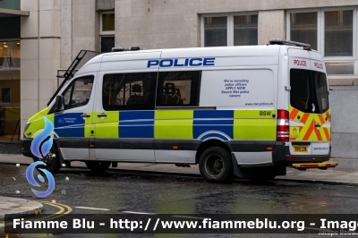 Mercedes-Benz Sprinter III serie restyle
Great Britain - Gran Bretagna
London Metropolitan Police
Parole chiave: Mercedes-Benz Sprinter_IIIserie_restyle