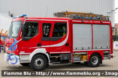 Renault Midlum 210
Vigili del Fuoco
Comando Provinciale di Torino
Distaccamento volontario di Nole (TO)
Autopompa Serbatoio allestimento Camiva
Ricondizionata
VF 33546
Parole chiave: Renault Midlum_210 VF33546