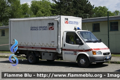 Ford Transit V serie
118 Regione Piemonte
Centrale Operativa di Cuneo

Esercitazione "Magnitudo 5.5"
Parole chiave: Ford Transit_V_serie 118 Regione_Piemonte