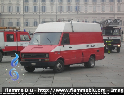 Iveco Daily I Serie
Vigili del Fuoco
Comando di Torino
VF 11929
Parole chiave: Iveco Daily_I_serie Vigili_del_Fuoco VF11929 torino