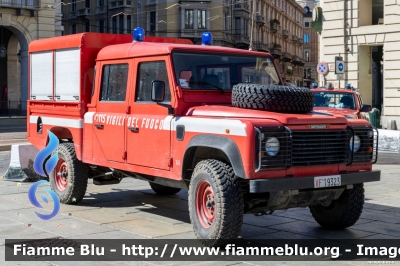 Land Rover Defender 130 
Vigili del Fuoco
Comando Provinciale di Torino
Distaccamento Volontario di Volpiano
VF 19323
Parole chiave: Land-Rover Defender_130 VF19323