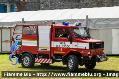 Bremach GR35 4x4
Vigili del Fuoco
Comando Provinciale di Torino
Distaccamento Volontario di Nole
Modulo Boschivo allestimento BAI
VF 19931
Parole chiave: Bremach GR35_4x4 VF19931