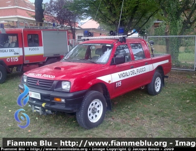 Mitsubishi L200 II Serie
Vigili del Fuoco
Comando Provinciale di Torino
VF 19995
Parole chiave: Mitsubishi L200_II_serie VF19995 Torino Vigili_del_Fuoco