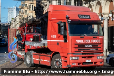 Iveco EuroStar 440E42
Vigili del Fuoco
Comando Provinciale di Torino
VF 21495
Parole chiave: Iveco EuroStar_440E42 VF21495