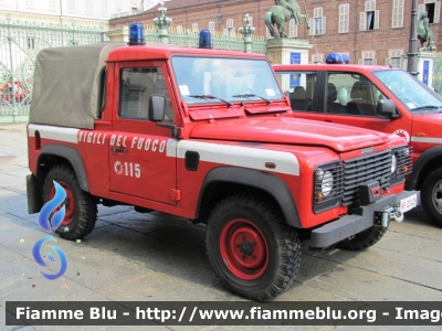 Land Rover Defender 90
Vigili del Fuoco
Comando Provinciale di Torino
VF22429
Parole chiave: VF22429 Raduno_ANVVF_2011 Land-Rover Defender_90