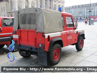 Land Rover Defender 90
Vigili del Fuoco
Comando Provinciale di Torino
VF22429
Parole chiave: VF22429 Raduno_ANVVF_2011 Land-Rover Defender_90