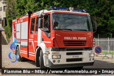 Iveco Stralis AF190S40 I serie
Vigili del Fuoco
Comando Provinciale di Torino
Distaccamento Volontario di Caselle
AutoPompaSerbatoio allestimento Iveco-Magirus
Ricondizionata Maleco
VF 23400
Parole chiave: Iveco Stralis_AF190S40_Iserie VF23400