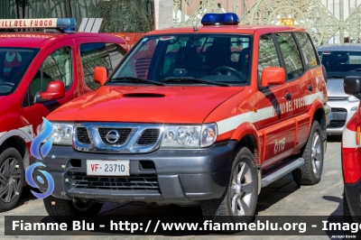 Nissan Terrano II serie restyle
Vigili del Fuoco
Comando Provinciale di Torino
Distaccamento Volontario di Avigliana
VF 23710
Parole chiave: Nissan Terrano_IIserie_restyle VF23710