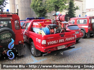 Mitsubishi L200 III serie
Vigili del Fuoco
Comando Provinciale di Torino
Distaccamento Volontario di Riva presso Chieri
VF23747
Parole chiave: Mitsubishi L200_IIIserie VF23747 Raduno_ANVVF_2011