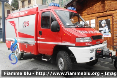 Scam SM55 4x4
Vigili del Fuoco
Comando Provinciale di Torino
Distaccamento Volontario di Lanzo (TO)
Polisoccorso allestimento Kofler
VF 24122
Parole chiave: Scam SM55_4x4 VF24122