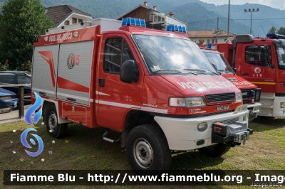 Scam SM55 4x4
Vigili del Fuoco
Comando Provinciale di Torino
Distaccamento Volontario di Lanzo (TO)
Polisoccorso allestimento Kofler
VF 24122
Parole chiave: Scam SM55_4x4 VF24122