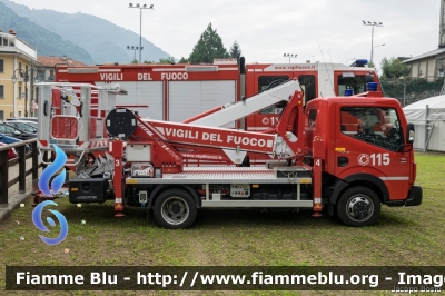 Renault Maxity
Vigili del Fuoco
Comando Provinciale di Torino
Distaccamento Volontario di Rivoli
Piattaforma Multitel Pagliero
VF 29533
Parole chiave: Renault Maxity VF29533