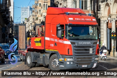 Scania G440
Vigili del Fuoco
Comando Provinciale di Torino
VF 32715
Parole chiave: Scania G440 VF32715