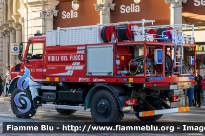 Mercedes-Benz Unimog U5023
Vigili del Fuoco
Comando Provinciale di Torino
Allestimento Telaio Bai
Modulo AIB Divitec/Rosenfire
VF 32980
Parole chiave: Mercedes-Benz Unimog_U5023 VF32980 