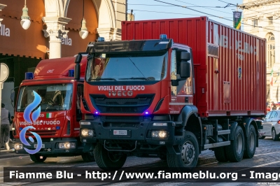 Iveco Trakker AD380T36W III serie
Vigili del Fuoco
Comando Provinciale di Torino
Nucleo NBCR
VF 33221
Parole chiave: Iveco Trakker_AD380T36W_IIIserie VF33221