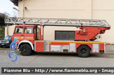 Fiat 684N
Vigili del Fuoco
Comando Provinciale di Torino
AutoScala allestimento Magirus Macchi ricondizionato
Automezzo Dismesso
VF 10058
Parole chiave: Fiat 684N VF10058 santa_barbara_2019