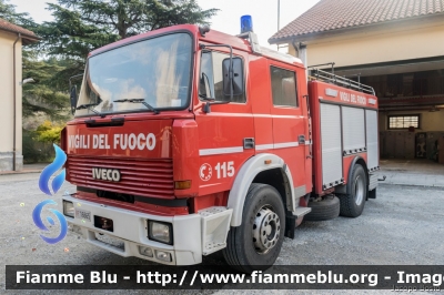 Iveco 190-26
Vigili del Fuoco
Comando Provinciale di Torino
Distaccamento Volontario di Susa
AutoPompaSerbatoio allestimento Baribbi
Ricondizionata Fortini
VF 16665
Parole chiave: Iveco 190-26 VF16665 Santa_Barbara_2019