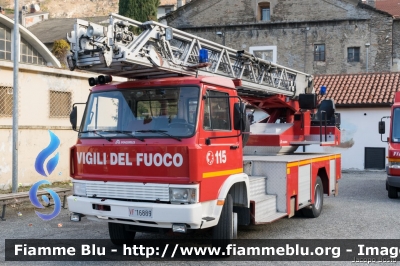  Iveco Zeta 109-14
Vigili del Fuoco
Comando Provinciale di Torino
Autoscala allestimento Iveco-Magirus ricondizionata Magirus
VF 16889
Parole chiave: Iveco Zeta_109-14 VF16889 Santa_Barbara_2019