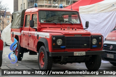 Land Rover Defender 130
Vigili del Fuoco
Comando Provinciale di Torino
Distaccamento Volontario di Courgnè
VF 19322
Parole chiave: Land-Rover Defender_130 VF19322