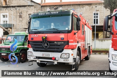 Mercedes-Benz Actros 1832 II serie
Vigili del Fuoco
Comando Provinciale di Torino
Distaccamento Permanente di Susa
AutoPompaSerbatoio bimodale (strada-rotaia) allestimento Bai
VF 24123
Parole chiave: Mercedes-Benz Actros_1832_II_serie VF24123 Santa_Barbara_2019