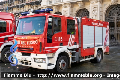 Iveco EuroCargo SuperCity 120E24 II serie
Vigili del Fuoco
Comando Provinciale di Torino
Distaccamento Volontario di Vinovo
AutoPompaSerbatoio allestimento Iveco-Magirus
VF 24193
Parole chiave: Iveco EuroCargo_SuperCity_120E24_IIserie VF24193