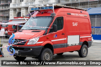 Mercedes-Benz Sprinter 4x4 III serie
Vigili del Fuoco
Comando Provinciale di Torino
Nucleo Speleo Alpino Fluviale
AutoFurgone allestimento Baggio&DeSordi con trazione integrale Iglhaut
VF 26519
Parole chiave: Mercedes-Benz Sprinter_4x4_IIIserie VF26519