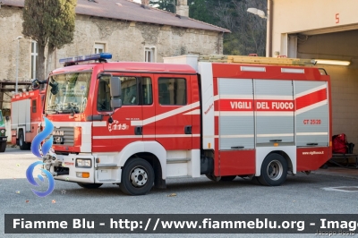 Man TGL 12.240 II serie
Vigili del Fuoco
Comando Provinciale di Torino
Distaccamento Permanente di Susa
AutoPompaSerbatoio allestimento Rosenfire
VF 26591
Parole chiave: Man TGL_12.240_IIserie VF26591 santa_barbara_2019