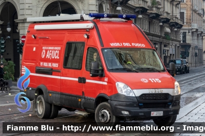 Iveco Daily V serie
Vigili del Fuoco
Comando Provinciale di Torino
AutoFurgone/Unità di Crisi Locale allestimento Iveco-Magirus
VF 27005
Parole chiave: Iveco Daily_Vserie VF27005