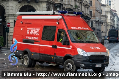 Iveco Daily V serie
Vigili del Fuoco
Comando Provinciale di Torino
AutoFurgone/Unità di Crisi Locale allestimento Iveco-Magirus
VF 27005
Parole chiave: Iveco Daily_Vserie VF27005