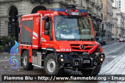 Mercedes-Benz Unimog U219
Vigili del Fuoco
Comando Provinciale di Torino
Automezzo AIB allestimento BAI
VF 32689
Parole chiave: Mercedes-Benz Unimog_U219 VF32689