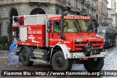 Mercedes-Benz Unimog U5023
Vigili del Fuoco
Comando Provinciale di Torino
Allestimento Telaio Bai
Modulo AIB Divitec/Rosenfire
VF 32980
Parole chiave: Mercedes-Benz Unimog_U5023 VF32980 