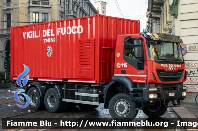 Iveco Trakker AD380T36W III serie
Vigili del Fuoco
Comando Provinciale di Torino
Nucleo NBCR
VF 33221
Parole chiave: Iveco Trakker_AD380T36W_IIIserie VF33221