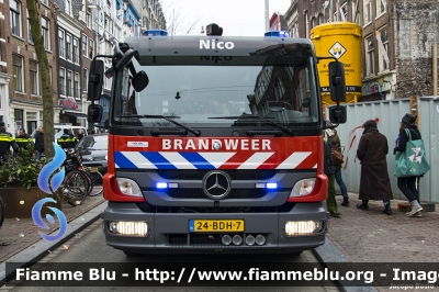 Mercedes-Benz Atego III serie
Nederland - Paesi Bassi
Brandweer Amsterdam
Dirk Kazerne
Allestimento Dutch Rescue Vehicles
13-3131
Parole chiave: Mercedes-Benz Atego_IIIserie