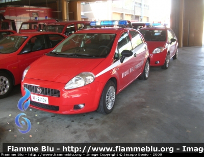 Fiat Grande Punto
Vigili del Fuoco
Comando di Torino
VF25132
Parole chiave: Fiat Grande_Punto VF25132