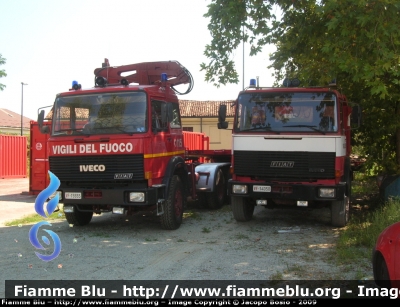 Iveco 330-35 
Vigili del Fuoco
Comando Provinciale di Torino
VF 15555
Parole chiave: Iveco 330-35 VF15555 VF14050