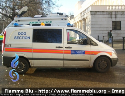 Mercedes-Benz Vito II serie
Great Britain - Gran Bretagna
London Metropolitan Police
"dog section" unità ricerca esplosivi
Parole chiave: Mercedes-Benz Vito_IIserie London_Police Gran_Bretagna